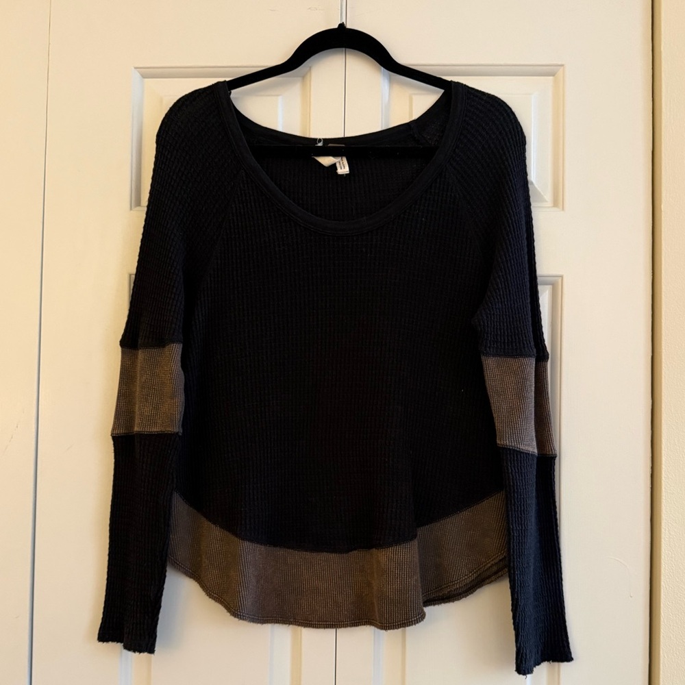 We The Free Black Sweater with Brown Tag